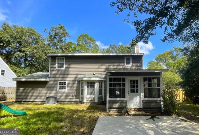 110 Bachlott Rd in St. Marys, GA - Foto de edificio - Building Photo