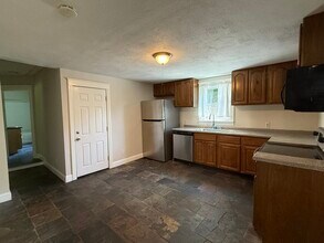 38 Tatman St in Worcester, MA - Building Photo - Building Photo