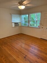 10907 Camarillo St, Unit 10907 in North Hollywood, CA - Building Photo - Building Photo