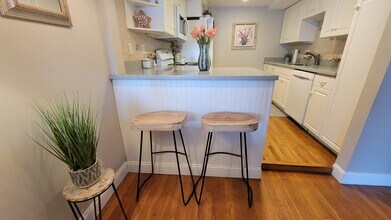 153 Winthrop Pkwy, Unit 1 in Revere, MA - Building Photo - Building Photo