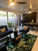 600 NW 210th St in Miami, FL - Building Photo - Building Photo