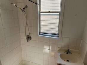 204 New York Ave in Jersey City, NJ - Building Photo - Building Photo