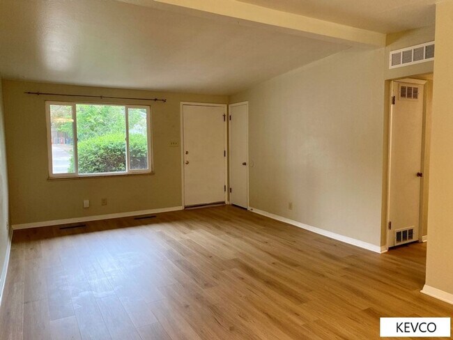 711 W Prospect Rd in Fort Collins, CO - Building Photo - Building Photo