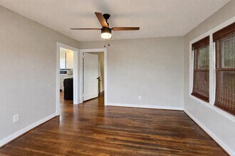 1621 Wesley St in Houston, TX - Building Photo - Building Photo