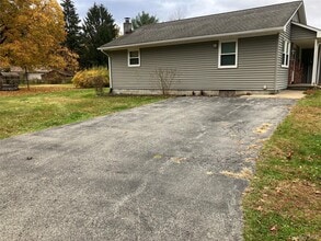 48 Jefferson Rd in Red Hook, NY - Building Photo - Building Photo