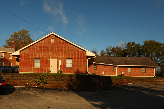 213-215 Washington St in Shelbyville, KY - Foto de edificio - Building Photo