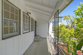1939 Holmby Ave in Los Angeles, CA - Building Photo - Building Photo