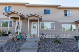 1203 Crook Ave in Cheyenne, WY - Building Photo