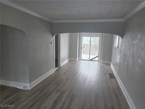 9825 Macon Ave in Cleveland, OH - Building Photo - Building Photo