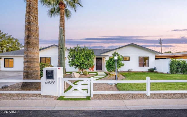 property at 6929 E Mariposa Dr