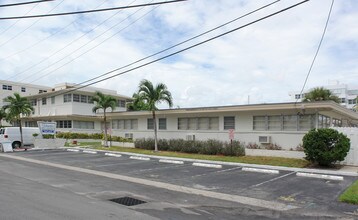 3209 NE 28th St in Fort Lauderdale, FL - Building Photo - Building Photo