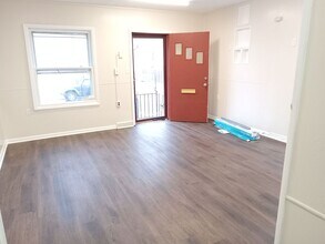 26-28 E Pine St.-Unit -26 Pine St. in Millville, NJ - Building Photo - Building Photo