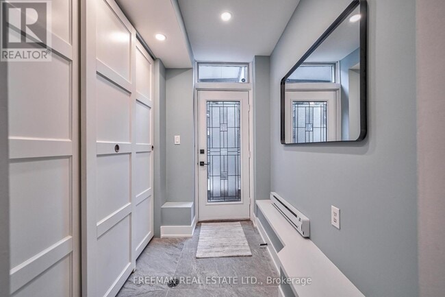 351 Windermere Ave in Toronto, ON - Building Photo - Building Photo