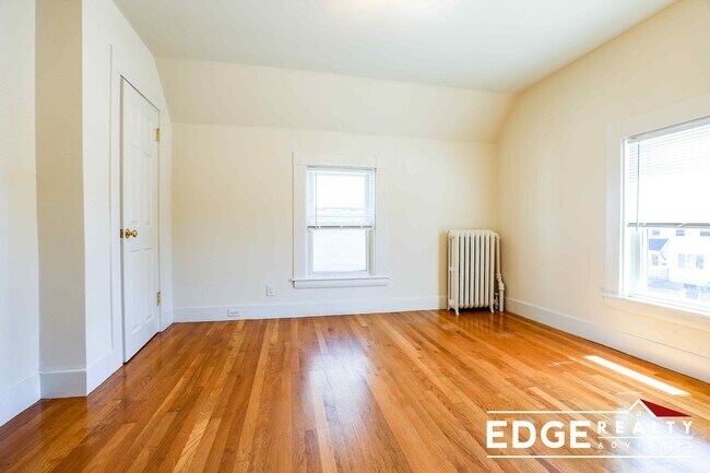 33 Winship St, Unit 1 in Boston, MA - Foto de edificio - Building Photo