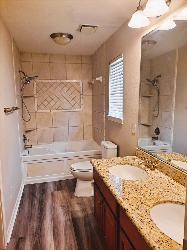 property at 3206 River Valley Dr