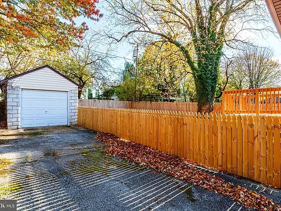 5927 Greenhill Ave in Baltimore, MD - Building Photo - Building Photo
