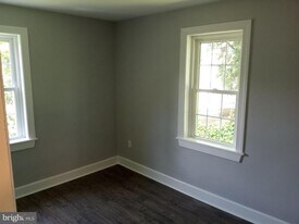 18 W Ridge Rd in Media, PA - Building Photo