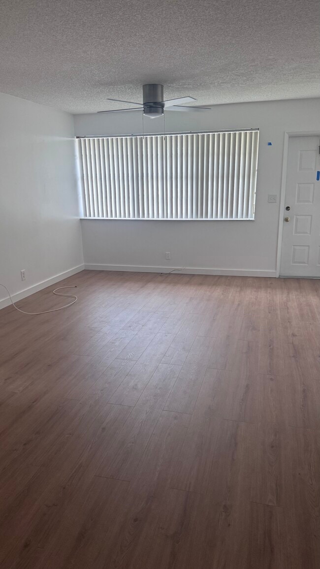 9952 Twin Lakes Dr, Unit 9952 in Coral Springs, FL - Foto de edificio - Building Photo