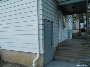 254 Wayne St in Bridgeport, CT - Building Photo - Building Photo