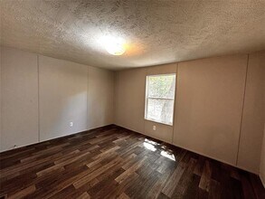 1026 E Owings St in Denison, TX - Building Photo - Building Photo