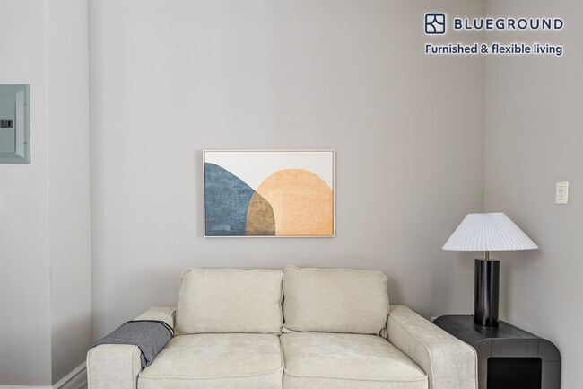 250 Mott St in New York, NY - Building Photo - Building Photo