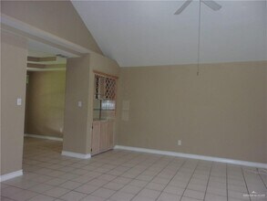7633 N 25th St in McAllen, TX - Building Photo - Building Photo