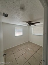 286 Lowell Ave in North Fort Myers, FL - Building Photo - Building Photo