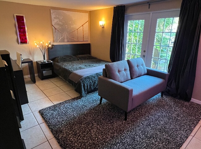 property at 1310 Daytona Ave