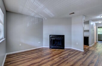 1906 N Bryant St in Little Rock, AR - Building Photo - Building Photo