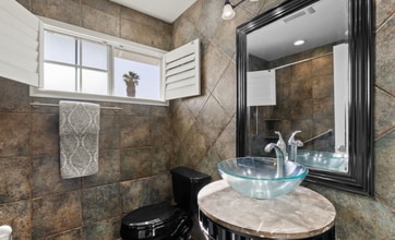 1322 E Elsmere Dr in Carson, CA - Building Photo - Building Photo