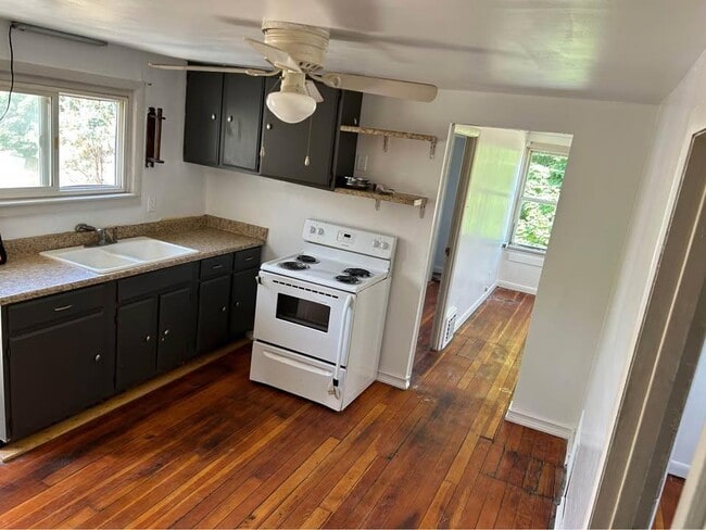 property at 304 N Wilson St