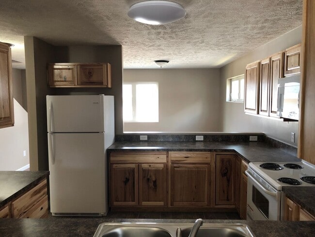 property at 6634 Morrill Ave