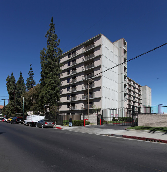 Casa Panorama in Panorama City, CA - Building Photo - Building Photo