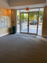 115 SW 11th St in Miami, FL - Building Photo - Building Photo