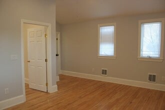 31 Alpine Row in Franklin, MA - Building Photo - Building Photo