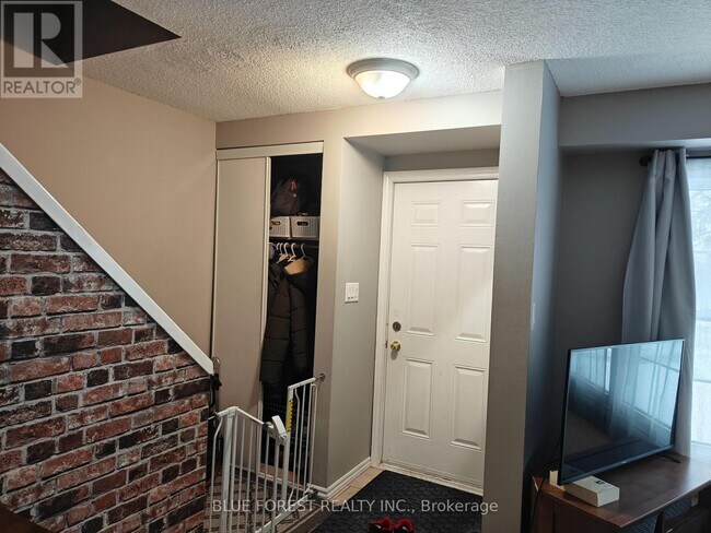 1725 Ernest Ave in London, ON - Building Photo - Building Photo