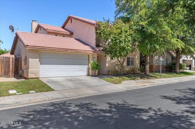 40144 Cantara Dr in Palmdale, CA - Building Photo - Building Photo