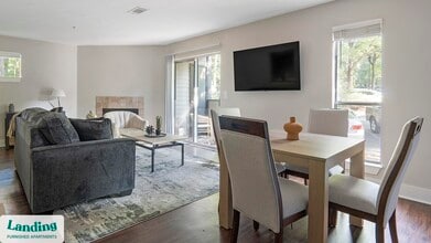 2000 E Lake Pkwy in Marietta, GA - Building Photo - Building Photo