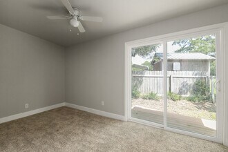 314 Short St in Somerville, TX - Building Photo - Building Photo