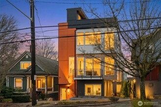 2515 E Yesler Way in Seattle, WA - Foto de edificio - Building Photo