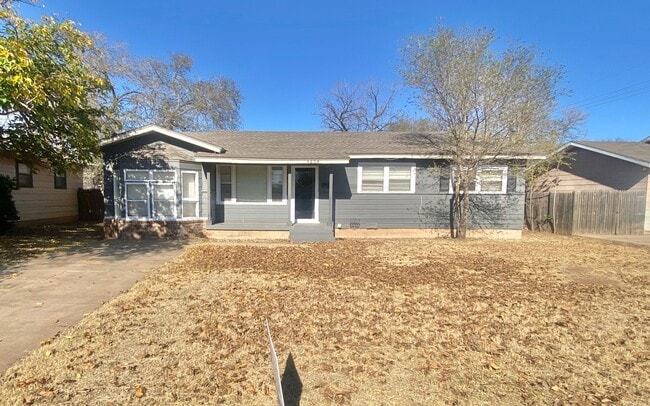 property at 4604 42nd St