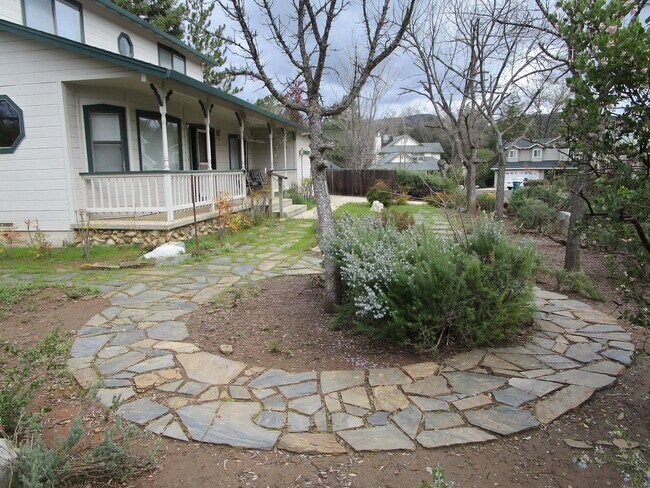 22120 Kay Ct in Sonora, CA - Building Photo - Building Photo