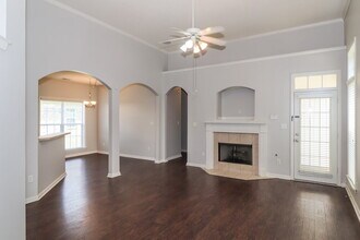 9979 Misty Elm Dr in Memphis, TN - Building Photo - Building Photo