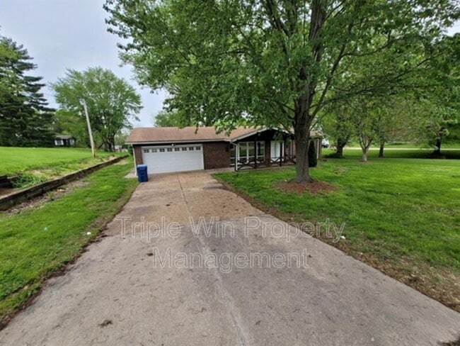 property at 3427 Falcon Ave
