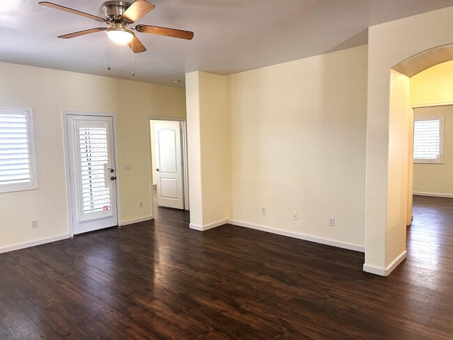 11642 W Mountain View Dr in Avondale, AZ - Building Photo - Building Photo