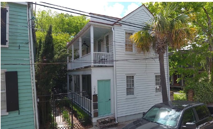 235 Saint Philip St in Charleston, SC - Building Photo