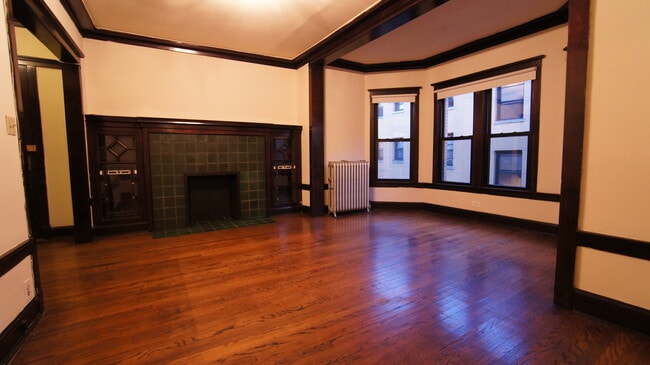 2418-2428 N Sawyer Ave in Chicago, IL - Building Photo - Building Photo