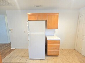 9300 Holly Ave in California City, CA - Building Photo - Building Photo