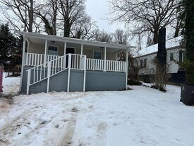 4031 Sheraton St in Winston-Salem, NC - Building Photo