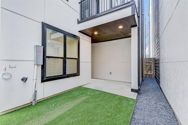 property at 1821 Prospect St